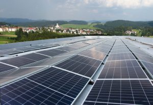 Read more about the article 2.280m2 große PV Anlage in Reichenthal